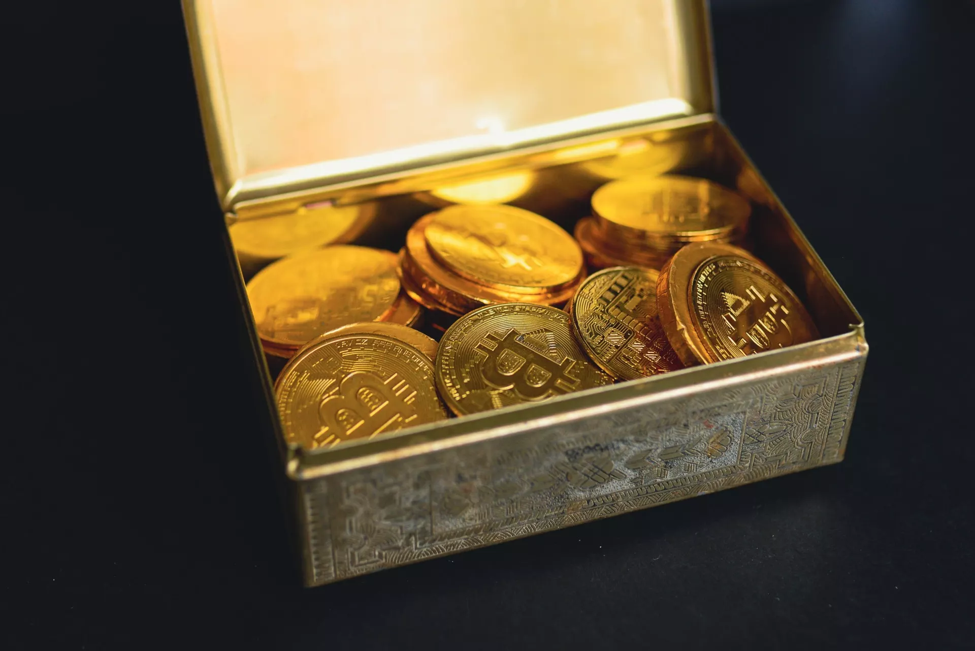 A technical SEO audit checklist for optimizing gold coins in a box on a black background.